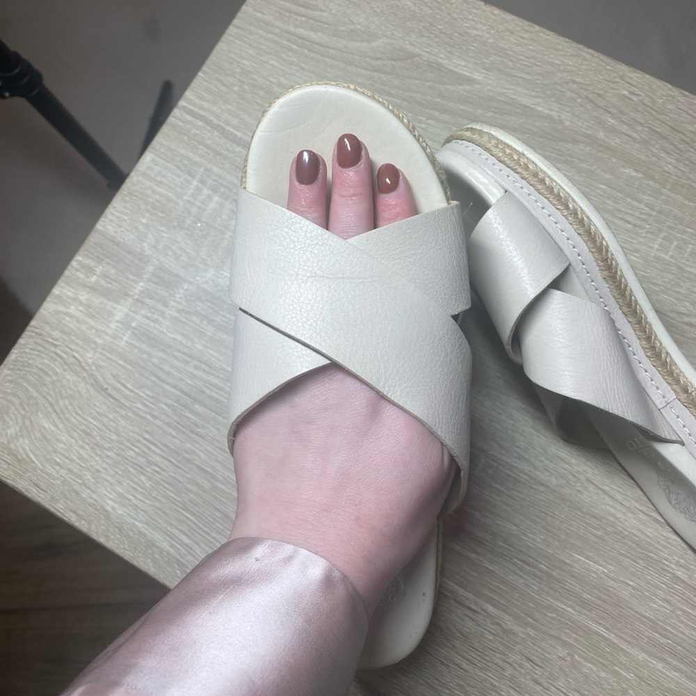Vince Camuto Rickert slide leather sandal - Picture 9 of 9